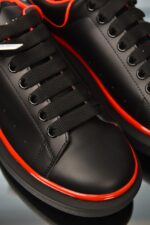 Oversized Sneaker - Image 3
