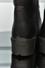Boots - Image 4
