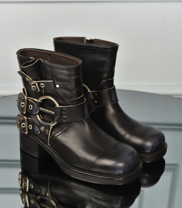 Vintage-Look Leather Booties