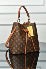 Neo Neo MM Bucket Bag - Image 16