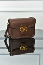 9T05 Smooth Calfskin Shoulder Bag - Image 10