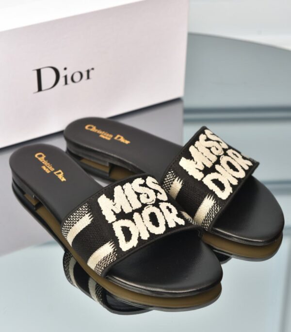 Miss Dior Slide