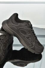 Sneakers - Image 2