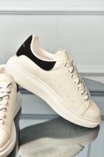 Oversized Sneaker - Image 3