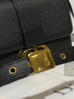 30 Montaigne Small Bag - Image 4