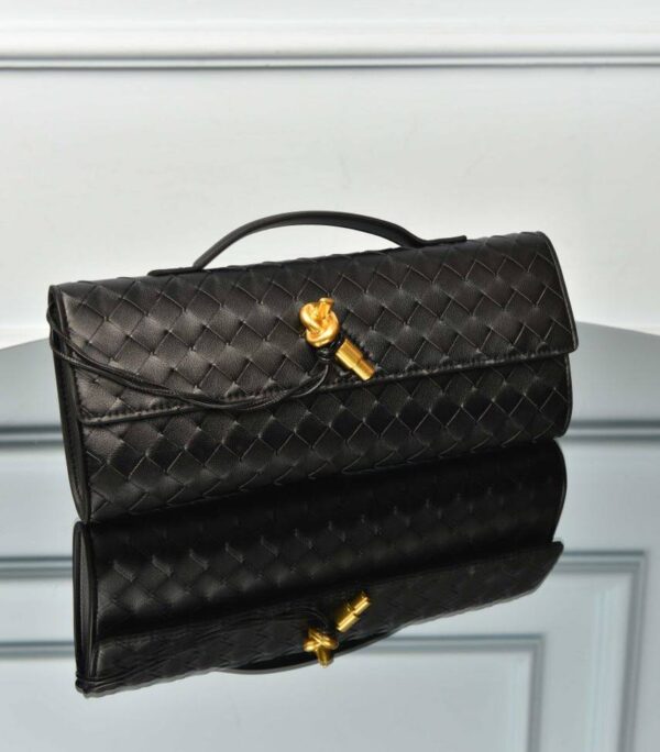 Andiamo Clutch