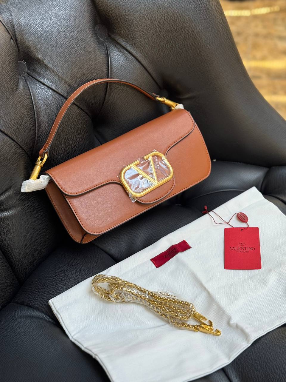 photo_5985331691037772865_y LOCO CALFSKIN SHOULDER BAG - Image 1