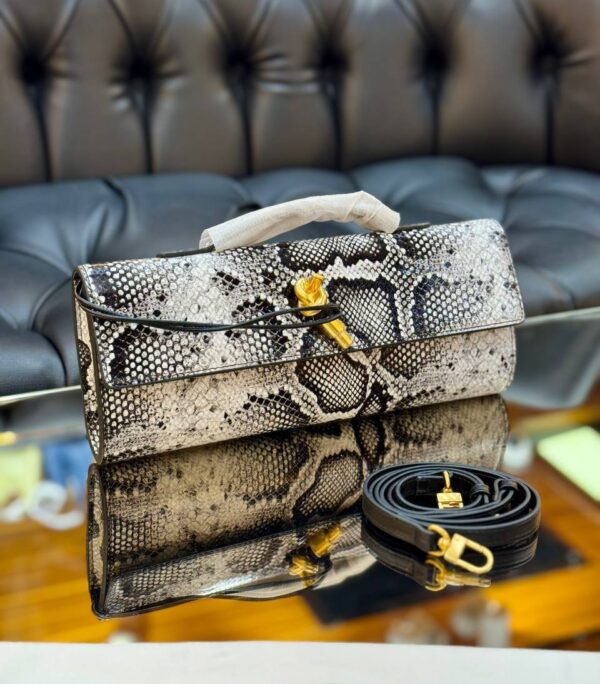 ANDIAMO CLUTCH