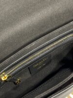 CD SIGNATURE BAG - Image 8