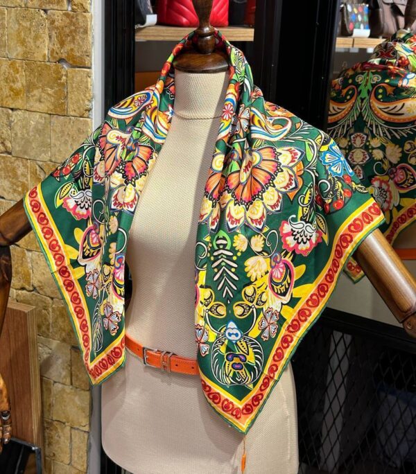 Shawl & Scarf