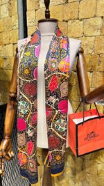 Shawl & Scarf - Image 2
