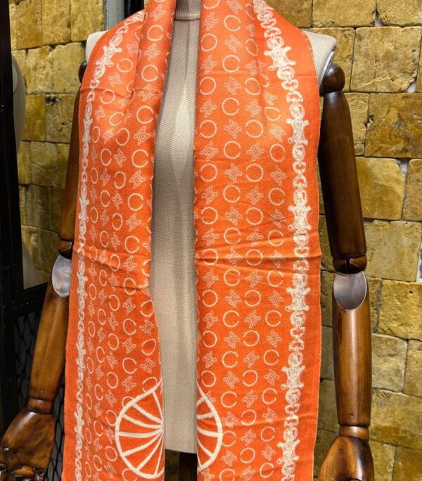 Shawl & Scarf