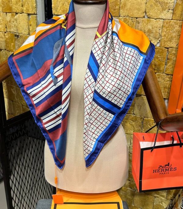 Shawl & Scarf