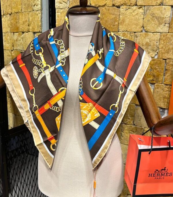 Shawl & Scarf