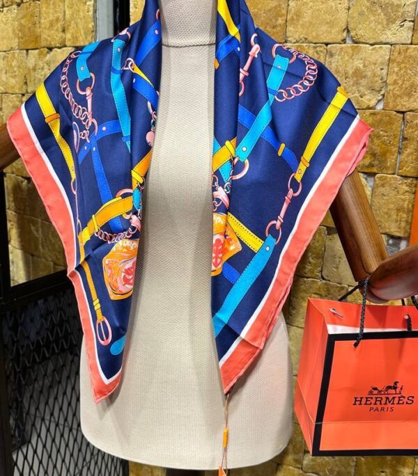 Shawl & Scarf