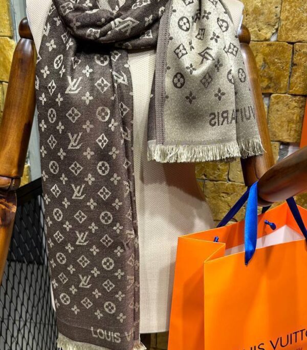 Shawl & Scarf