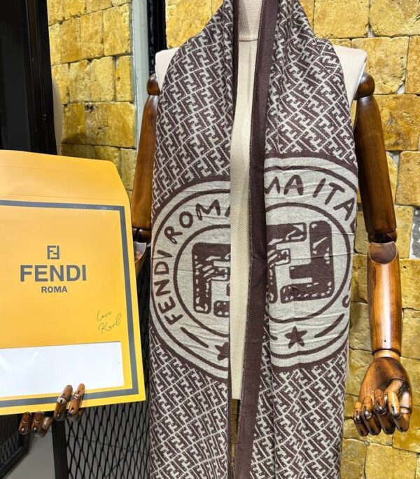 Shawl & Scarf
