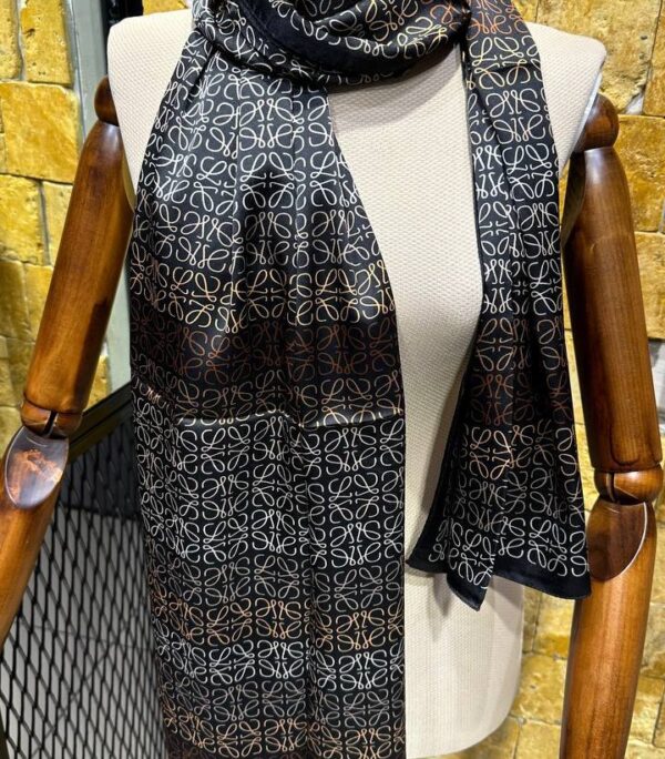 Shawl & Scarf