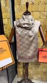 Shawl & Scarf - Image 2