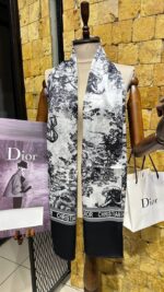 Shawl & Scarf