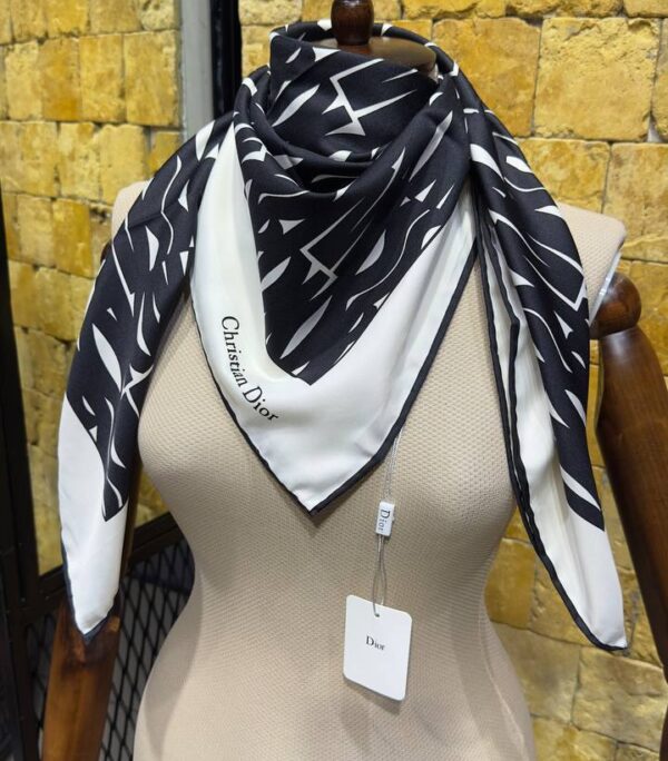 Shawl & Scarf
