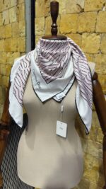 Shawl & Scarf