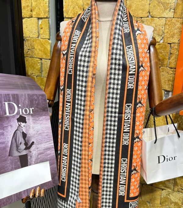 Shawl & Scarf