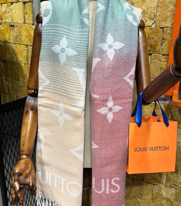 Shawl & Scarf