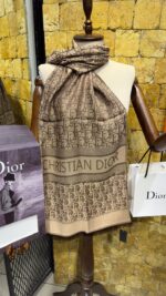 Shawl & Scarf - Image 2