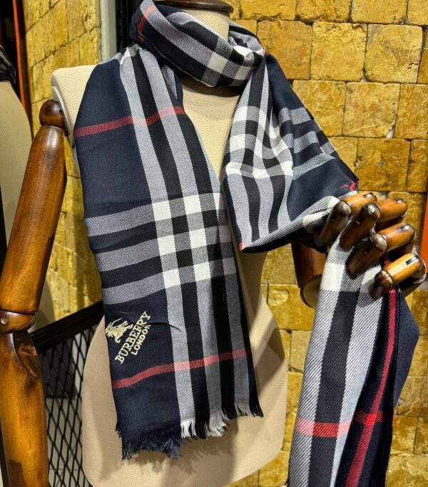 Shawl & Scarf