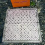Shawl & Scarf - Image 2