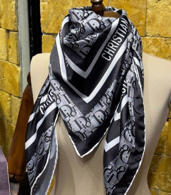 Shawl & Scarf