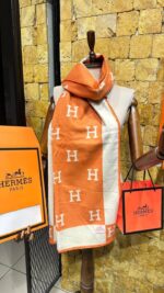 Shawl & Scarf - Image 2