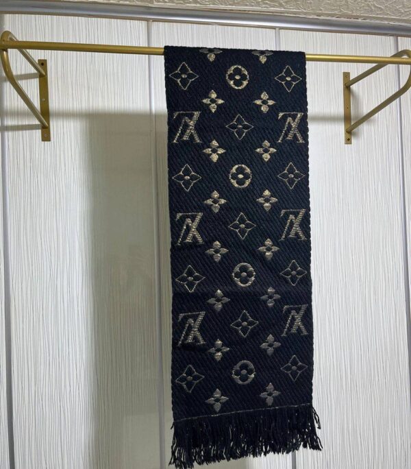 Shawl & Scarf