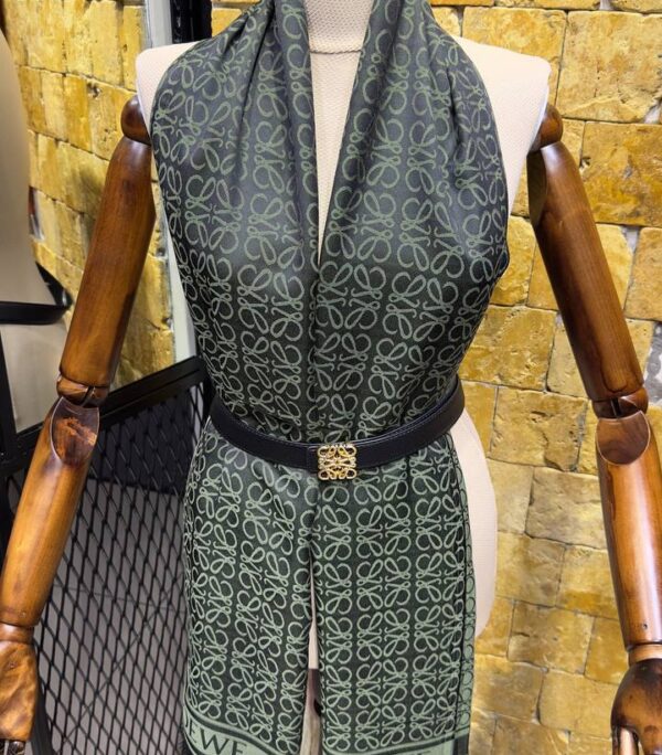 Shawl & Scarf