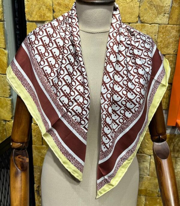 Shawl & Scarf