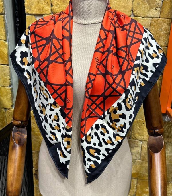 Shawl & Scarf