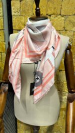 Shawl & Scarf - Image 2