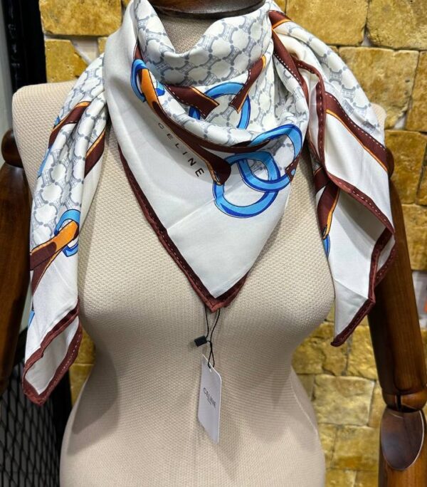 Shawl & Scarf