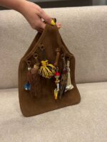 Trick suede tote bag - Image 9