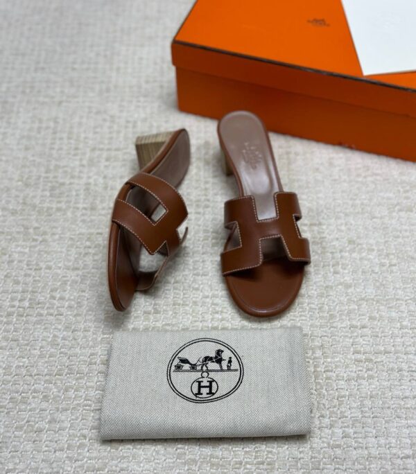 Hermes Oasis Sandal