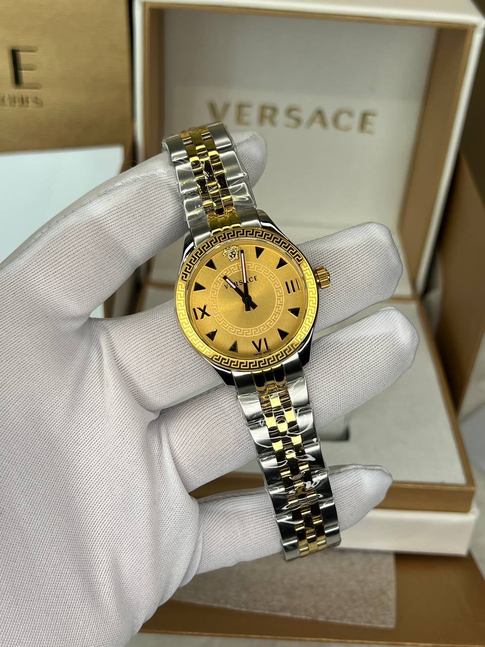 photo_6041902264366516512_y Watches - Image 1