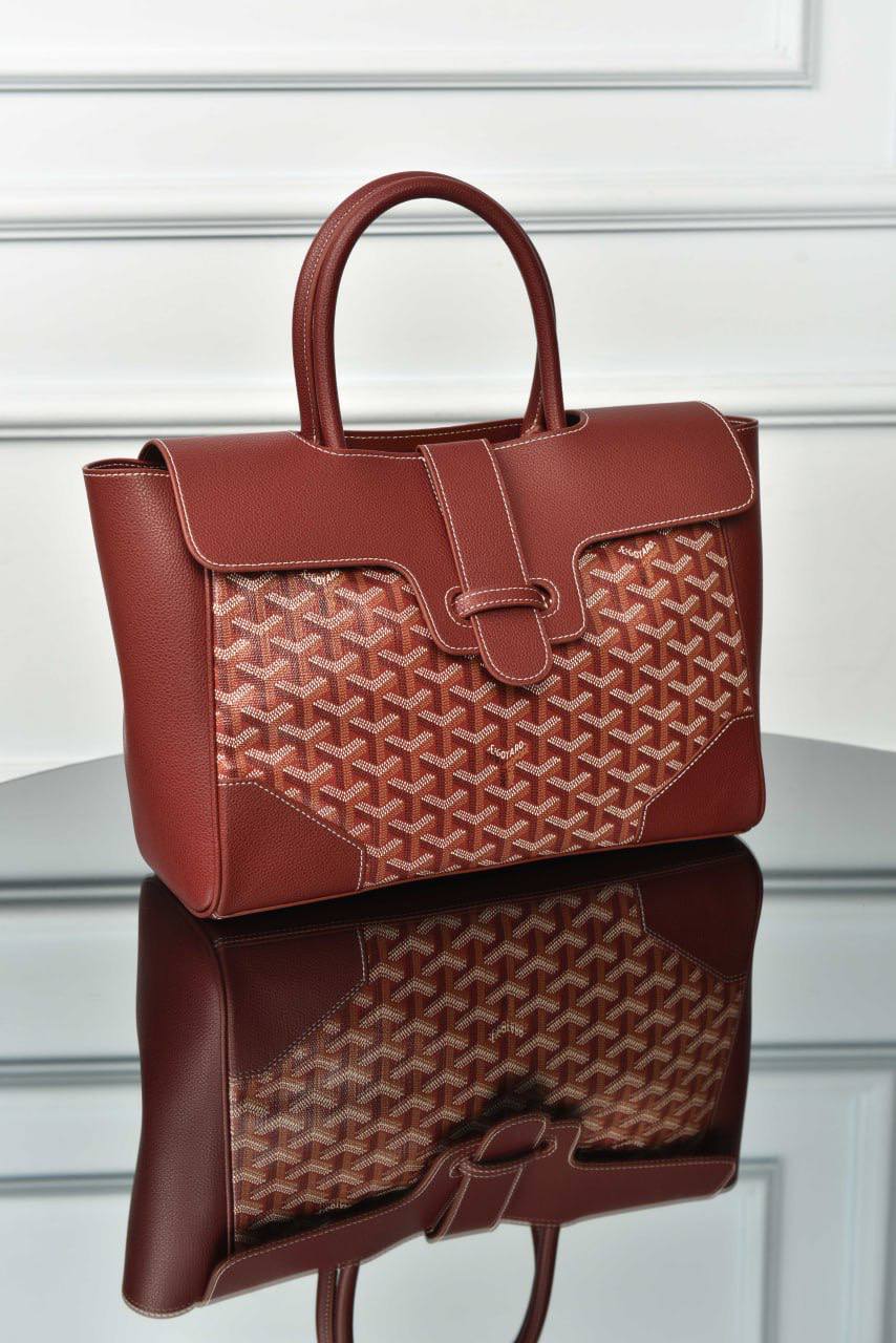 photo_5782809367257664540_y Saïgon Tote Bag - Image 1