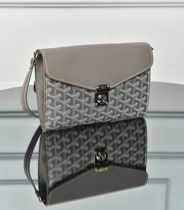 Chypre Wallet-Pouch