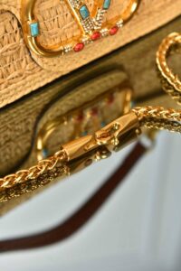 Loco Bag in Raffia - Image 6