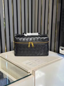 Vanity Bang Bag