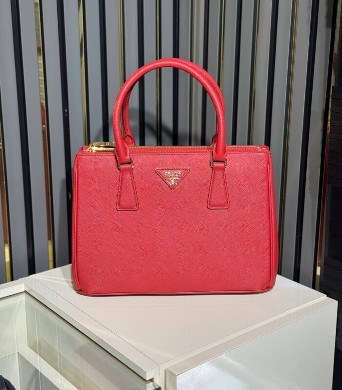 Medium Galleria Bag