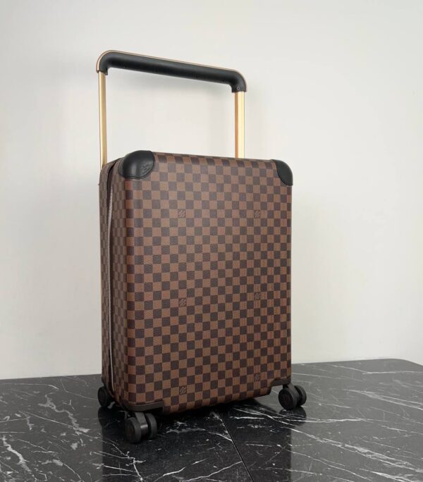 Louis Vuitton Horizon 50