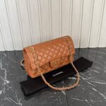 Chanel 2.55 Bag - Image 6
