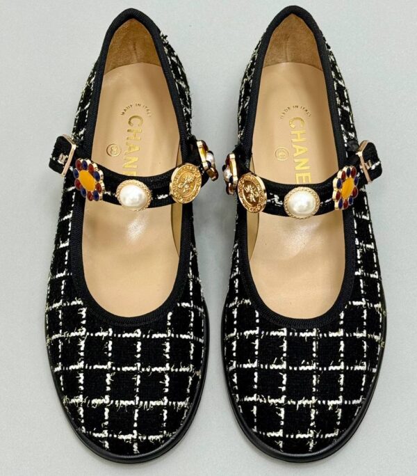 Chanel Women